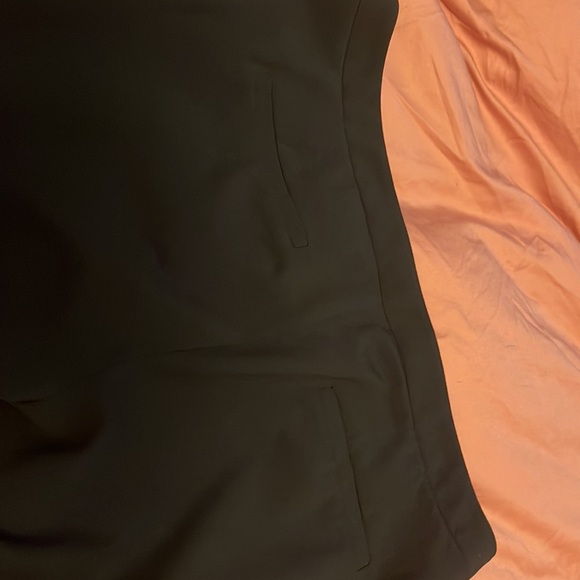 Guess cropped trousers with ankle cuff and pockets, leather side detail - Picture 5 of 5